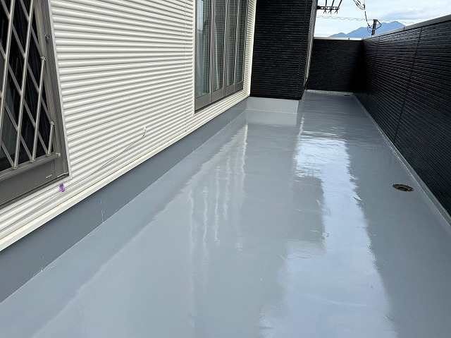 富士河口湖町　ベランダ　バルコニー　ウレタン　防水工事